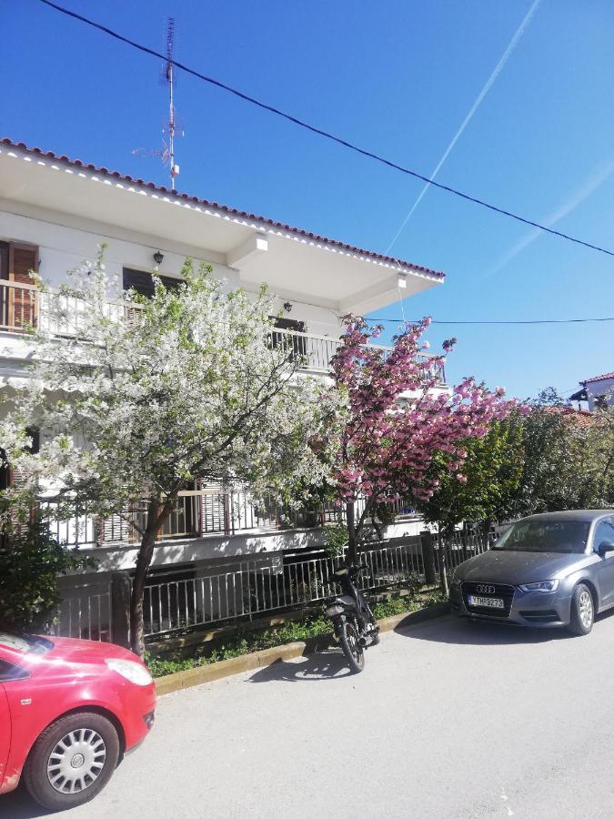 P.A.G Apartments Nea Roda Exterior foto