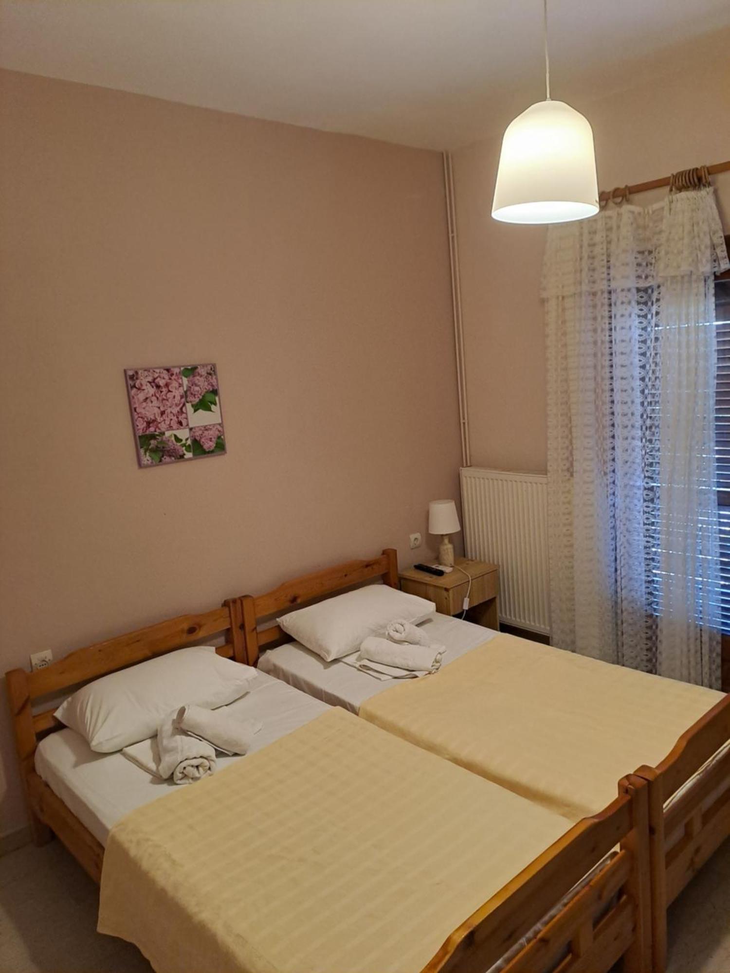 P.A.G Apartments Nea Roda Quarto foto