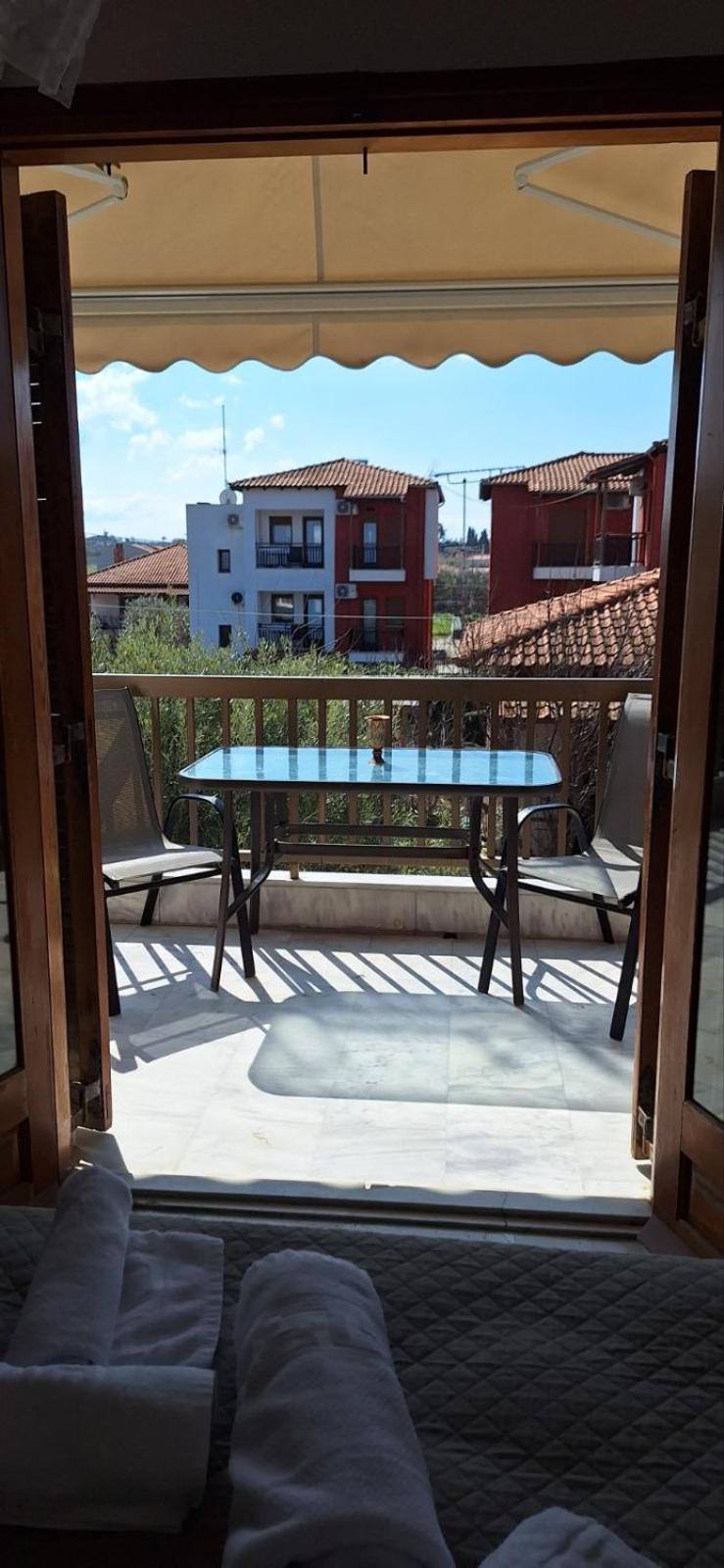 P.A.G Apartments Nea Roda Quarto foto